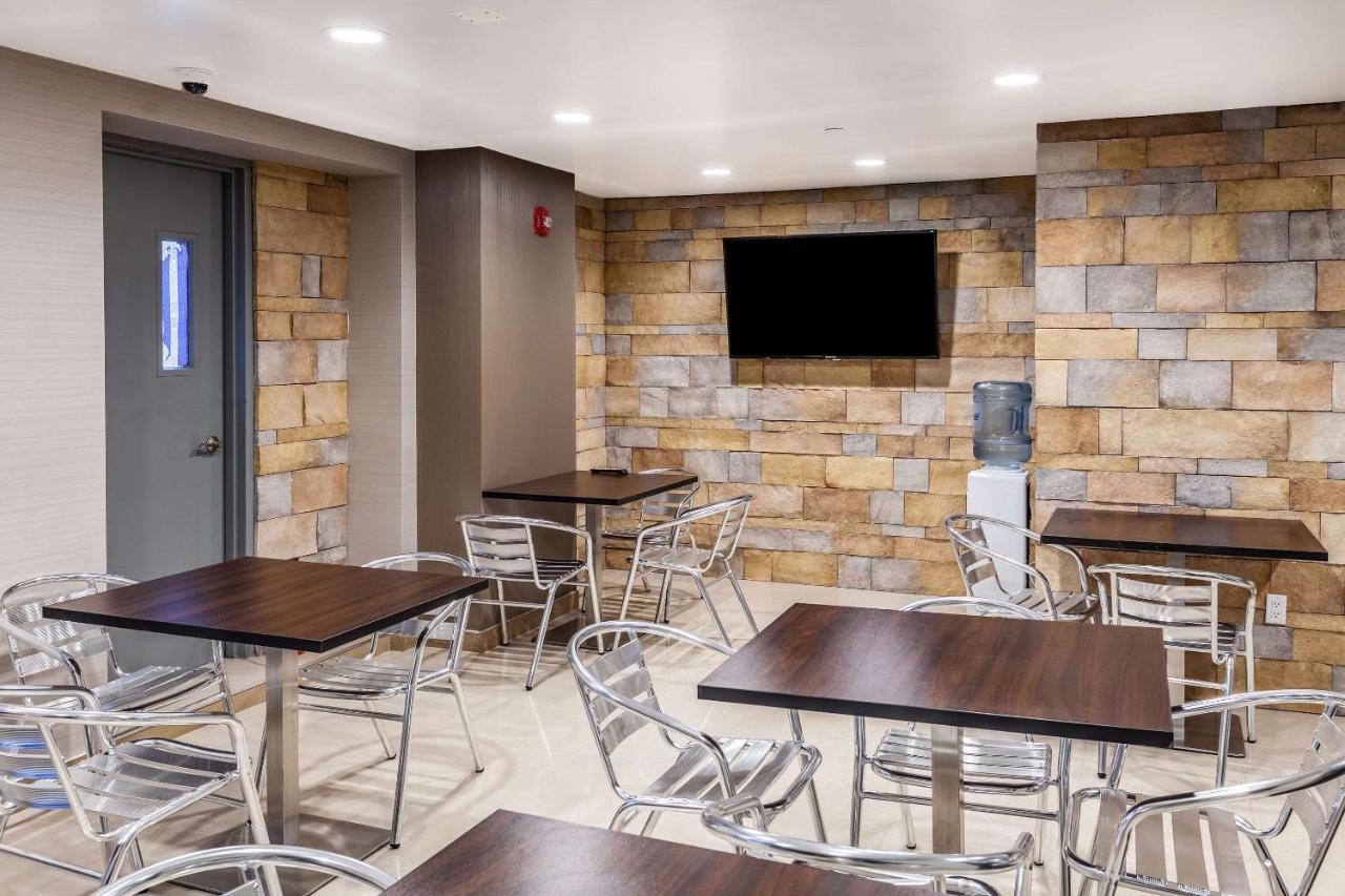 Umbrella Hotel Brooklyn Ню Йорк Екстериор снимка